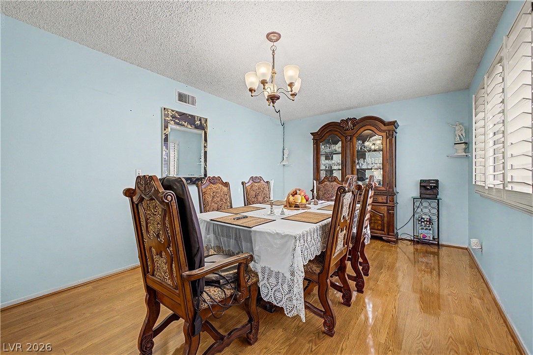 3537 Victory Avenue Property Photo 4