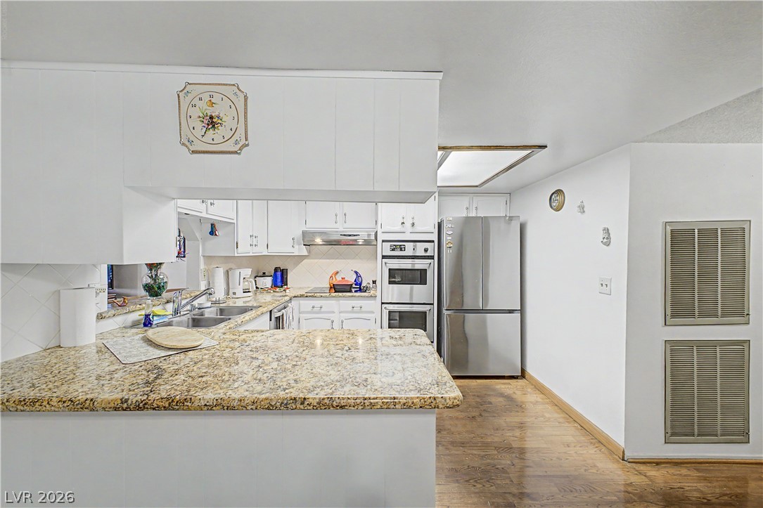 3537 Victory Avenue Property Photo 7