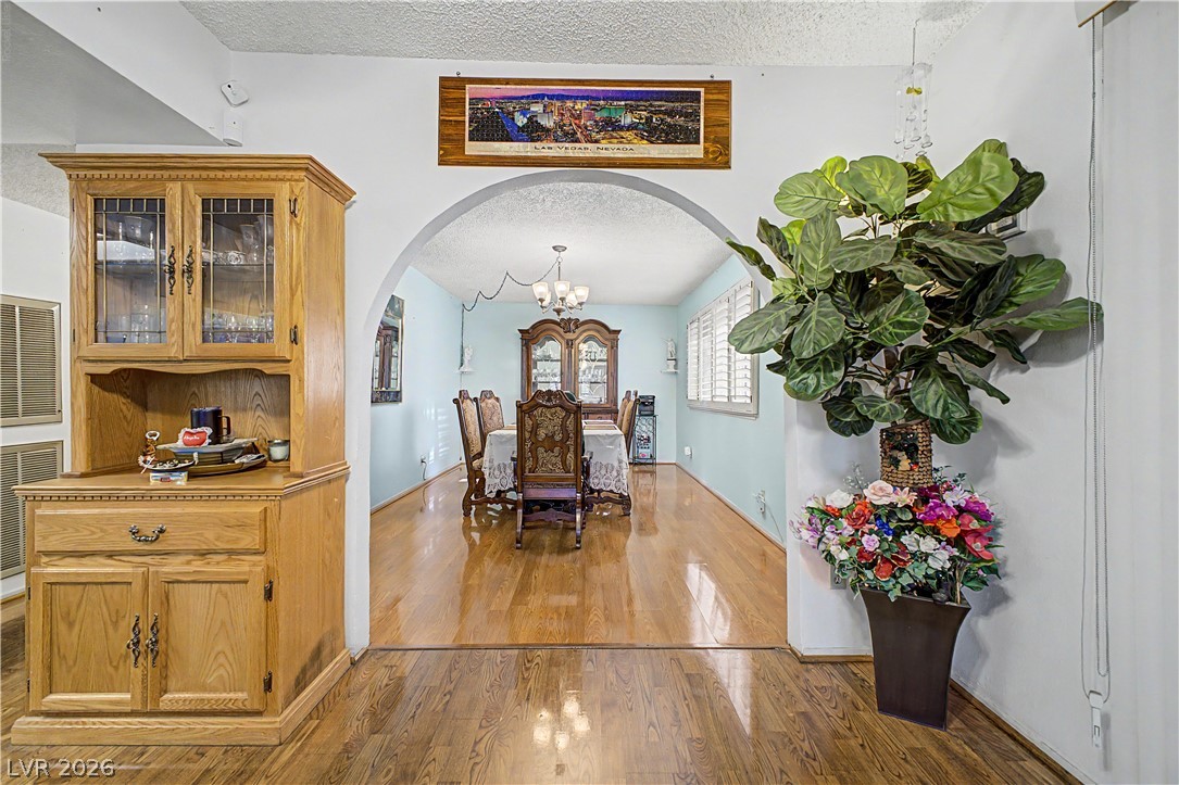 3537 Victory Avenue Property Photo 8