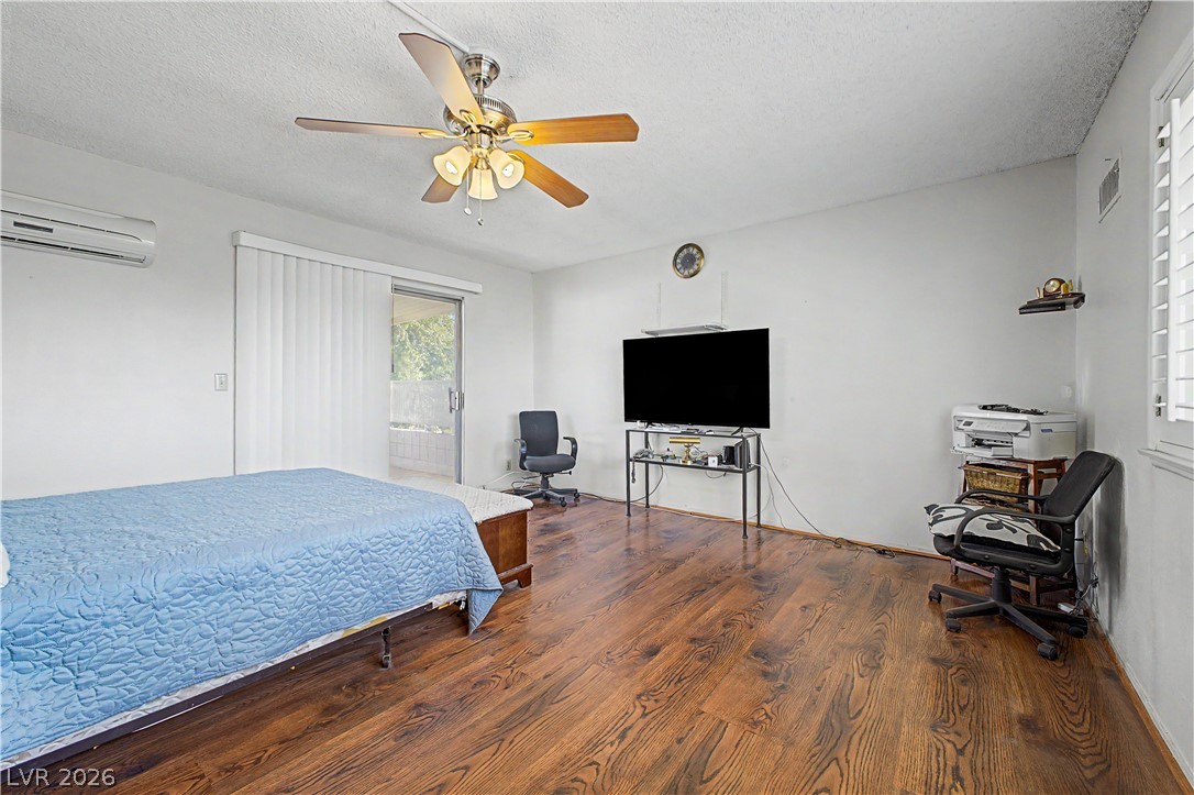3537 Victory Avenue Property Photo 17