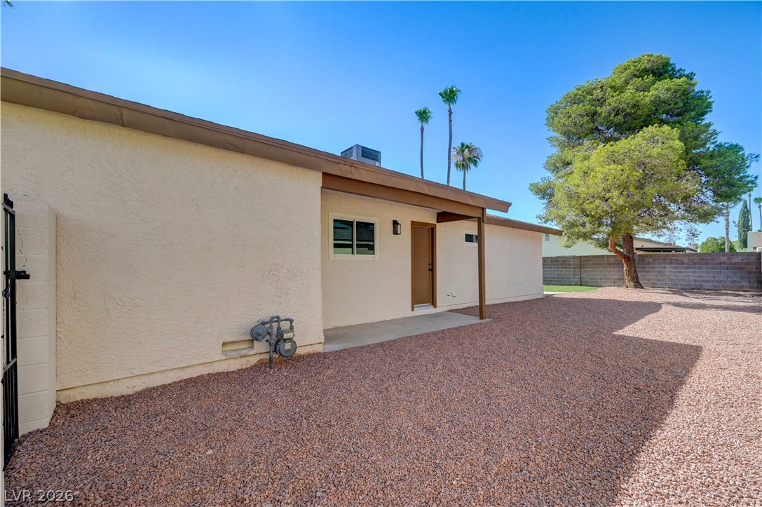6784 Mataro Drive Property Photo 37