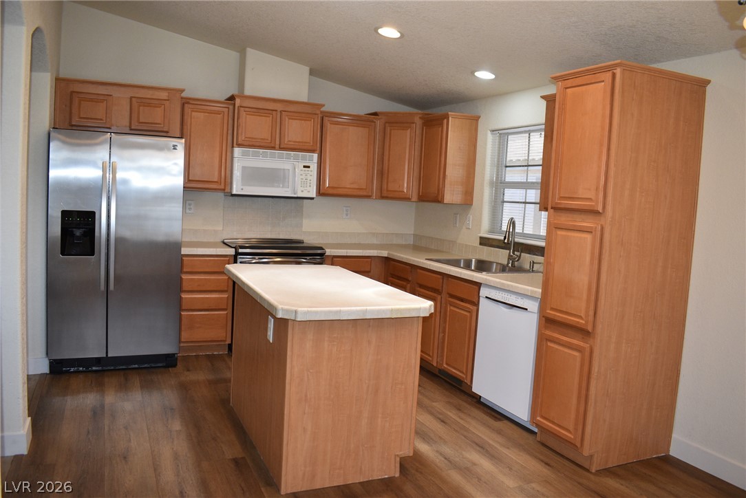 415 Bel Air Avenue Property Photo 14