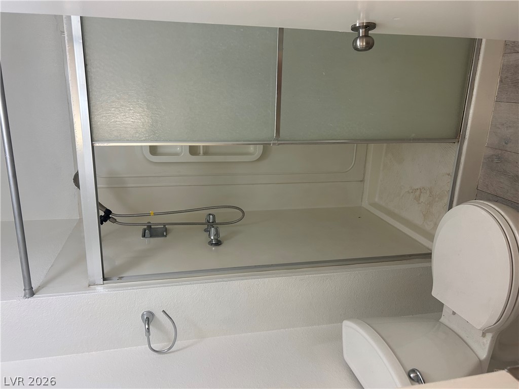 4007 Spring Leaf Drive Property Photo 32