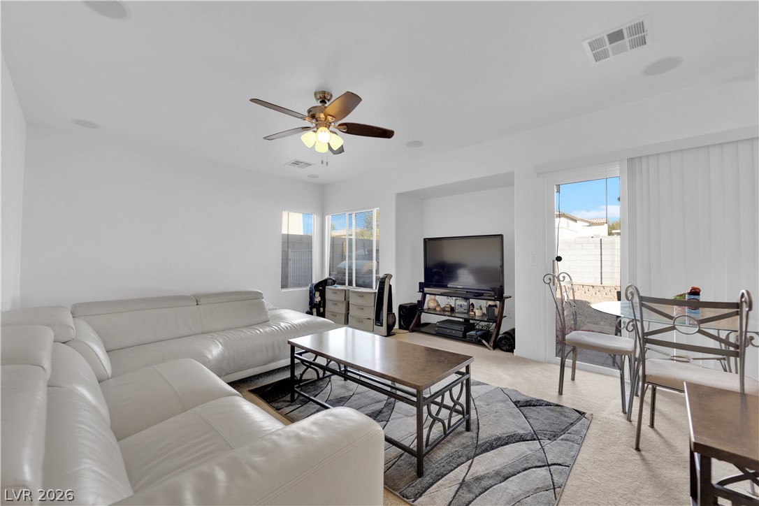 10568 Salmon Leap Street Property Photo 7