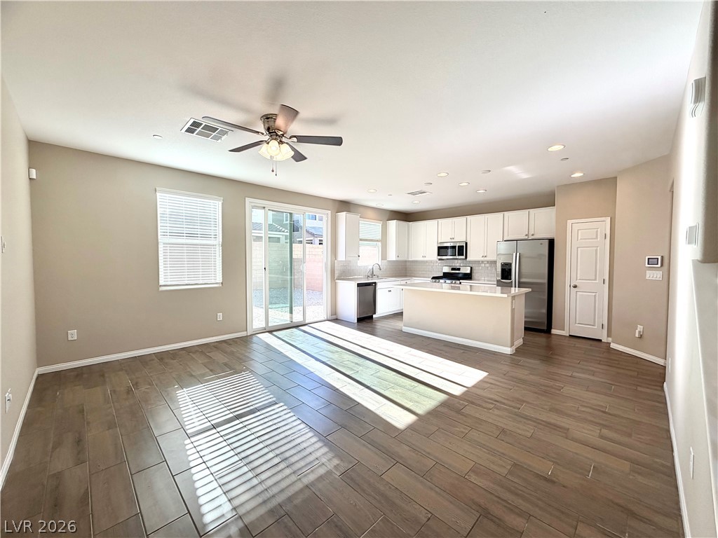 5039 Tranquil View Street Property Photo 1