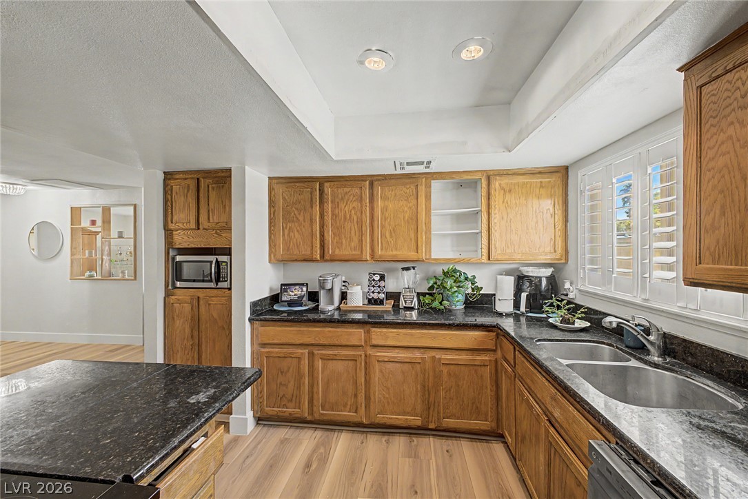 4309 Lake Tahoe Street Property Photo 14