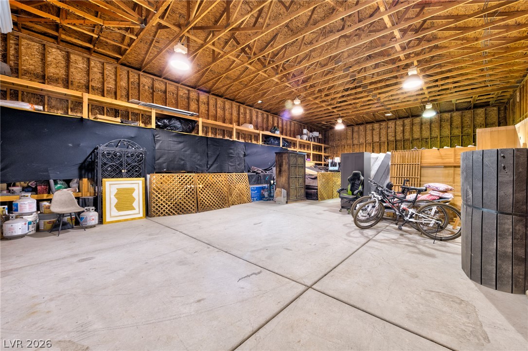 5870 West Oquendo Road Property Photo 8