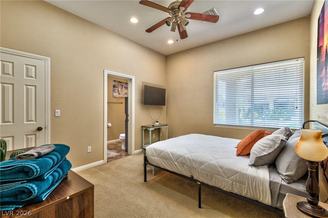 5870 West Oquendo Road Property Photo 17