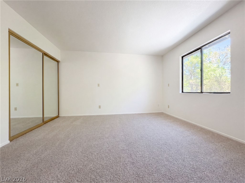 2801 Autumn Haze Lane Property Photo 4