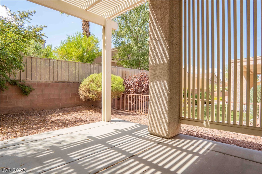 543 Towering Vista Place Property Photo 7