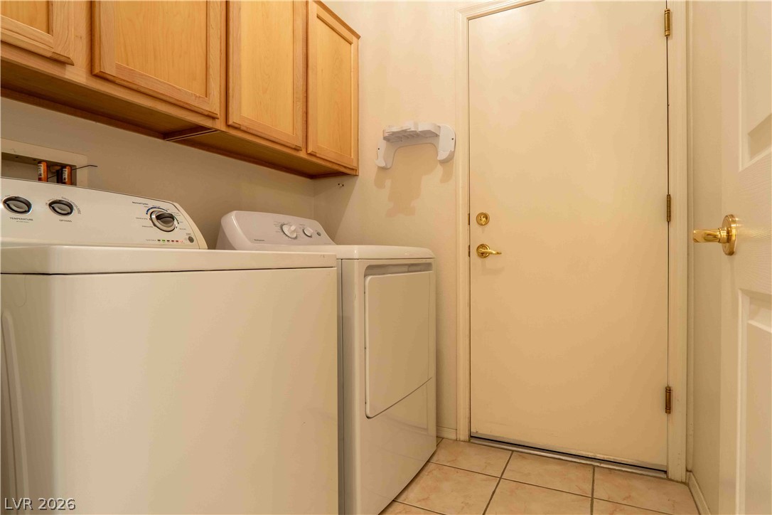 543 Towering Vista Place Property Photo 16