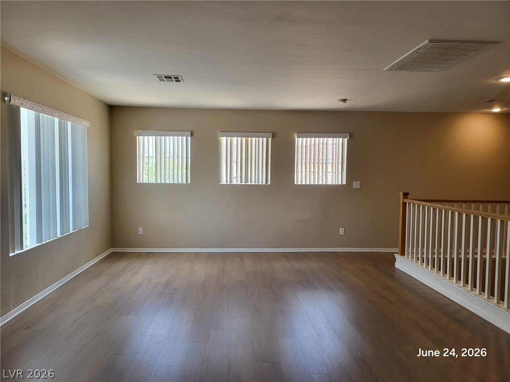 5535 Cresent Valley Street Property Photo 8