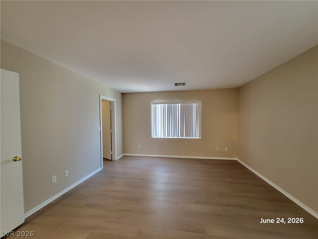 5535 Cresent Valley Street Property Photo 11