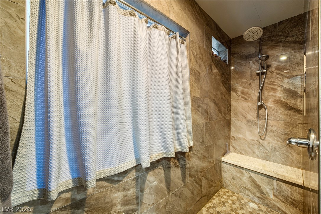 2060 Red Rock Drive Property Photo 18