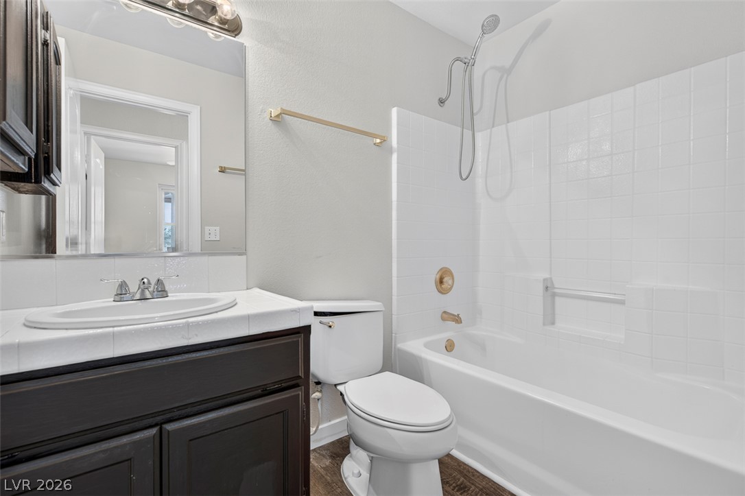 761 East Jaybird Street Property Photo 44