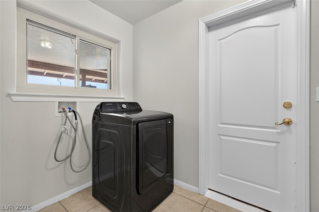 761 East Jaybird Street Property Photo 47