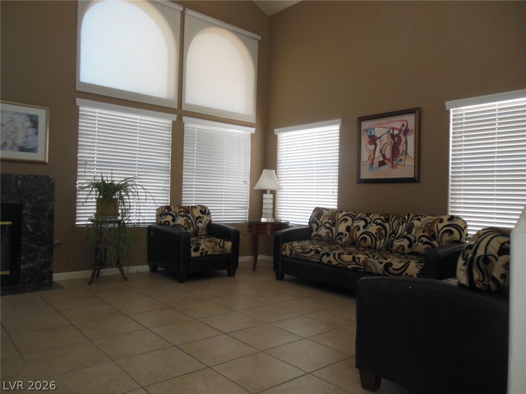1521 Astronomy Circle Property Photo 4