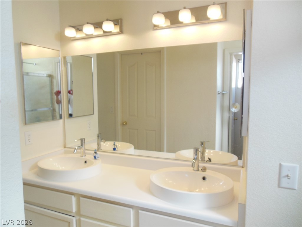 1521 Astronomy Circle Property Photo 21