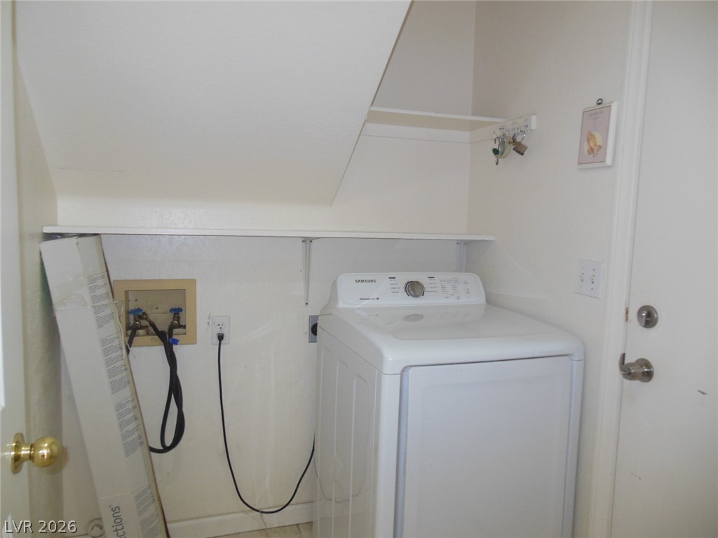 1521 Astronomy Circle Property Photo 28