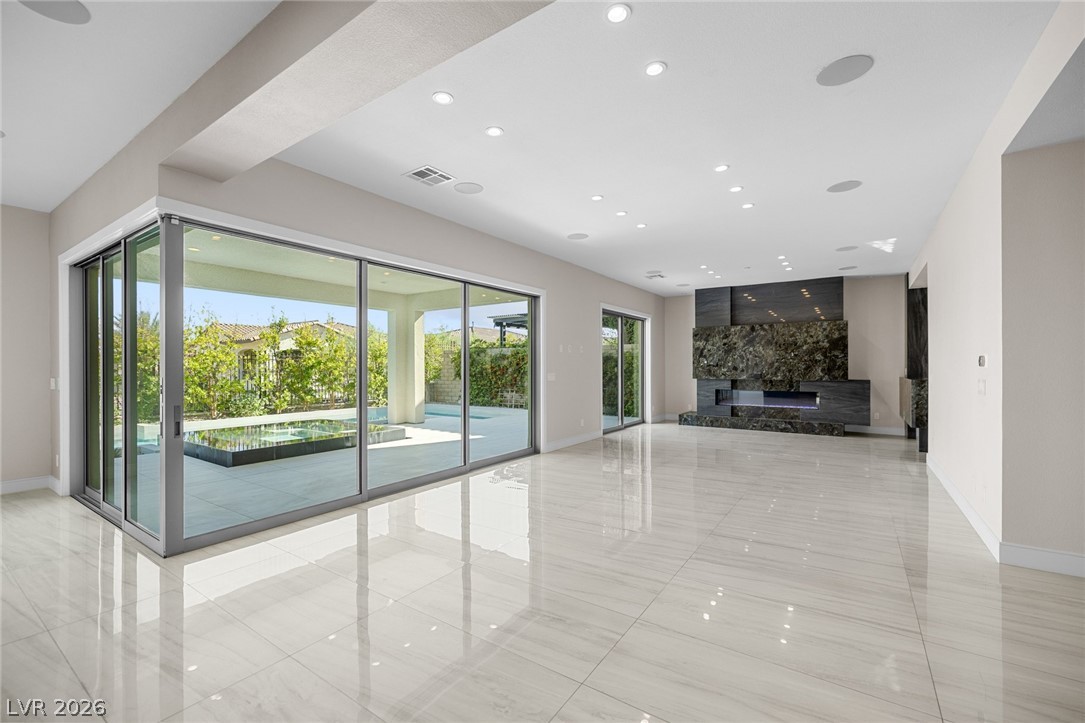 12021 Vento Forte Avenue Property Photo 7