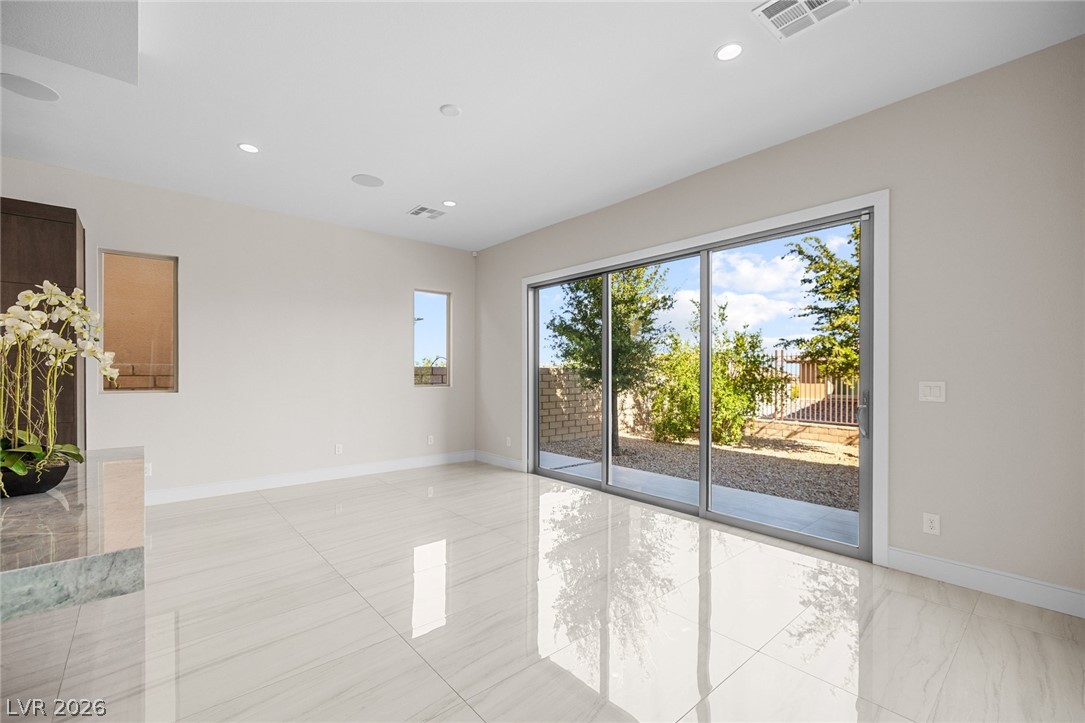 12021 Vento Forte Avenue Property Photo 22