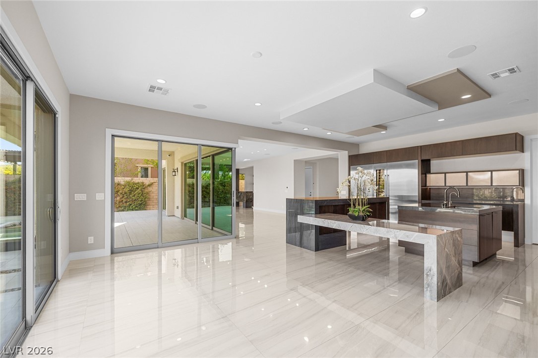 12021 Vento Forte Avenue Property Photo 23