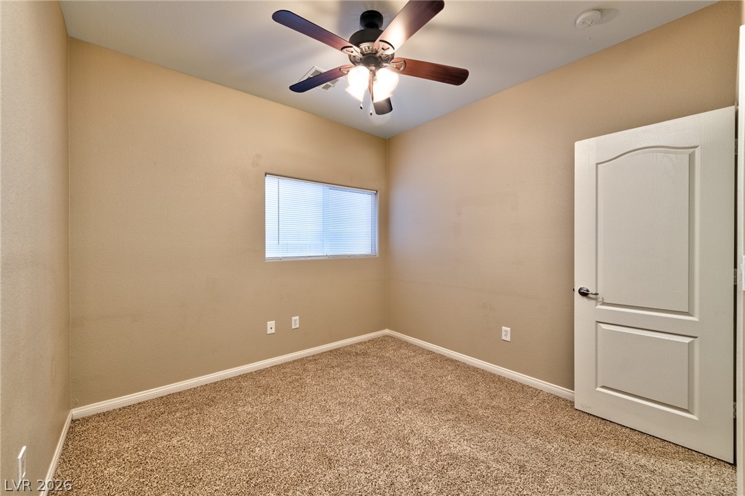 2116 Mistle Thrush Drive Property Photo 13