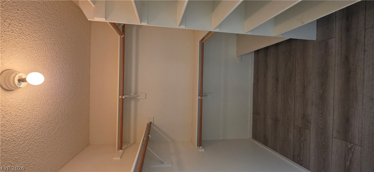 7061 Piccadily Drive 0 Property Photo 12
