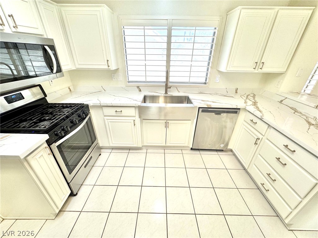 2937 Royal Coach Court Property Photo 15