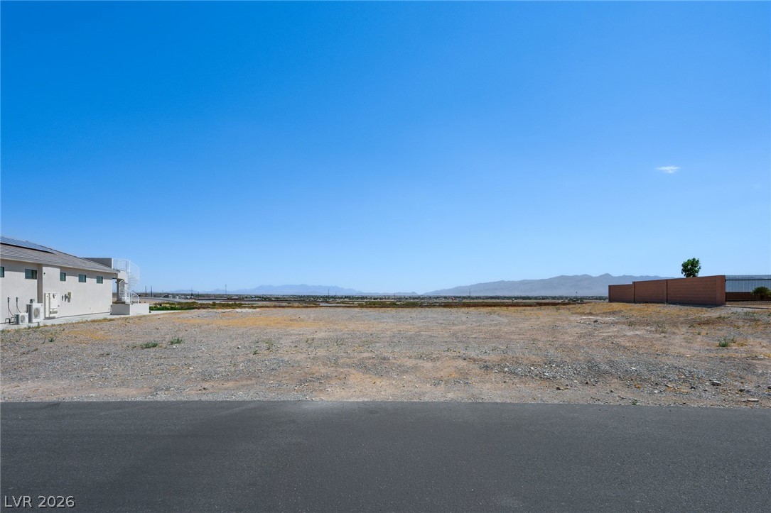 6079 East Spring Mountain Boulevard Property Photo 1