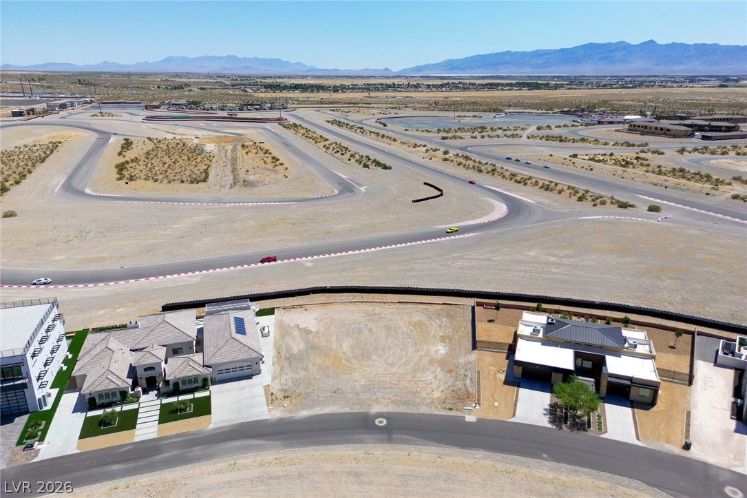 6079 East Spring Mountain Boulevard Property Photo 5