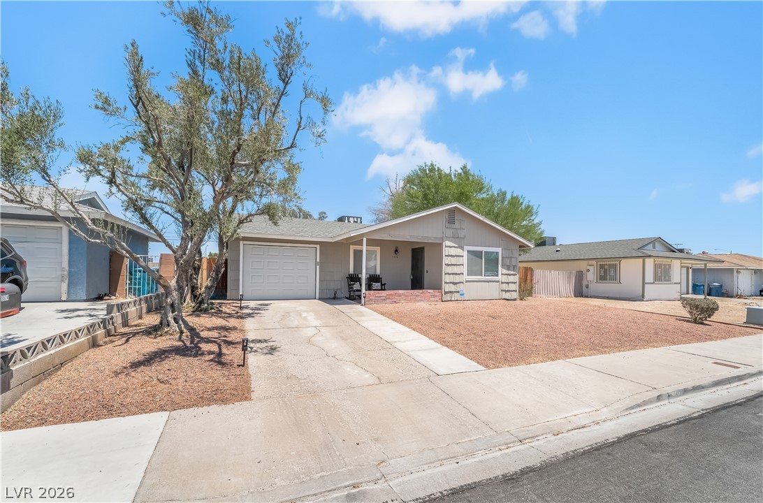 5574 Berchmans Avenue Property Photo 3