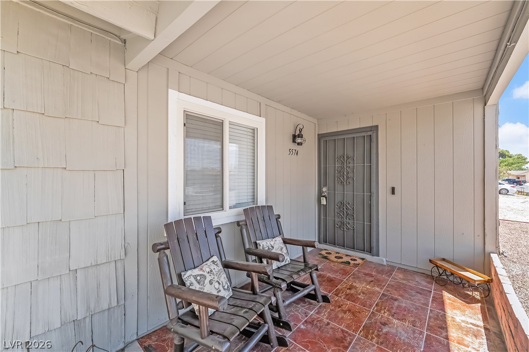 5574 Berchmans Avenue Property Photo 4