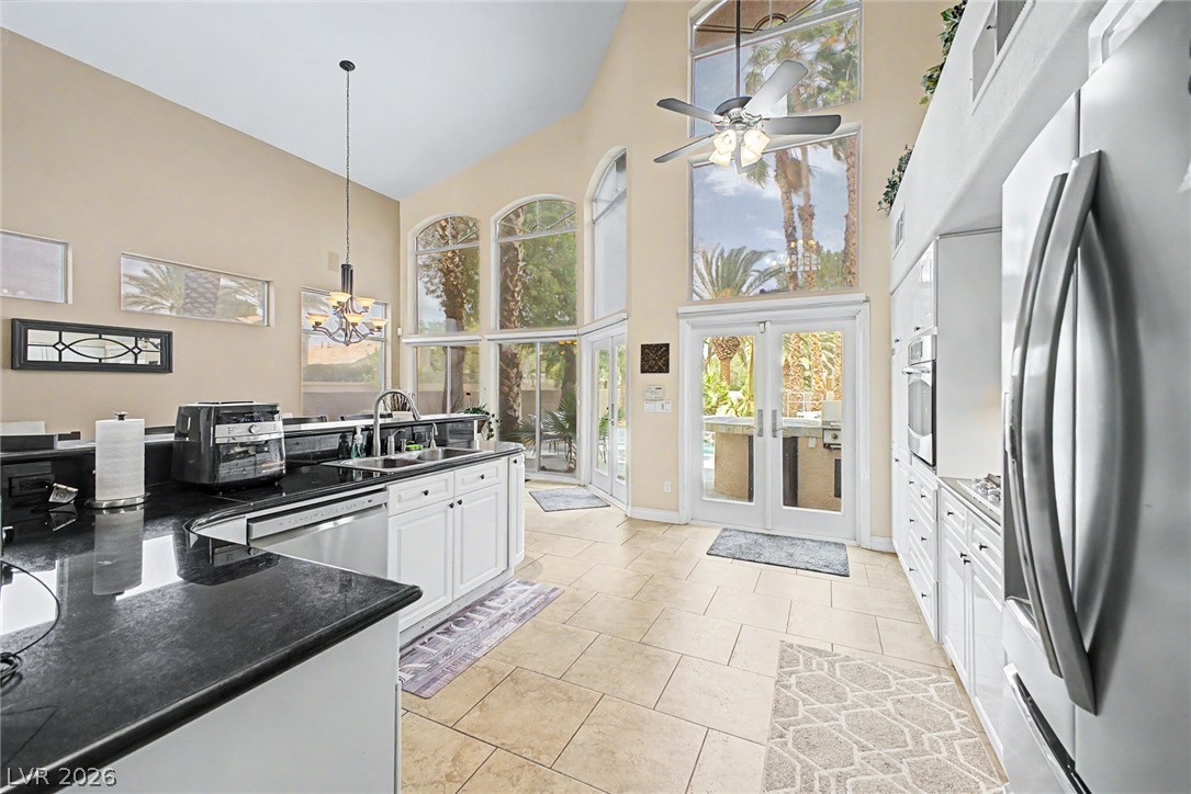 109 Weatherwood Court Property Photo 8