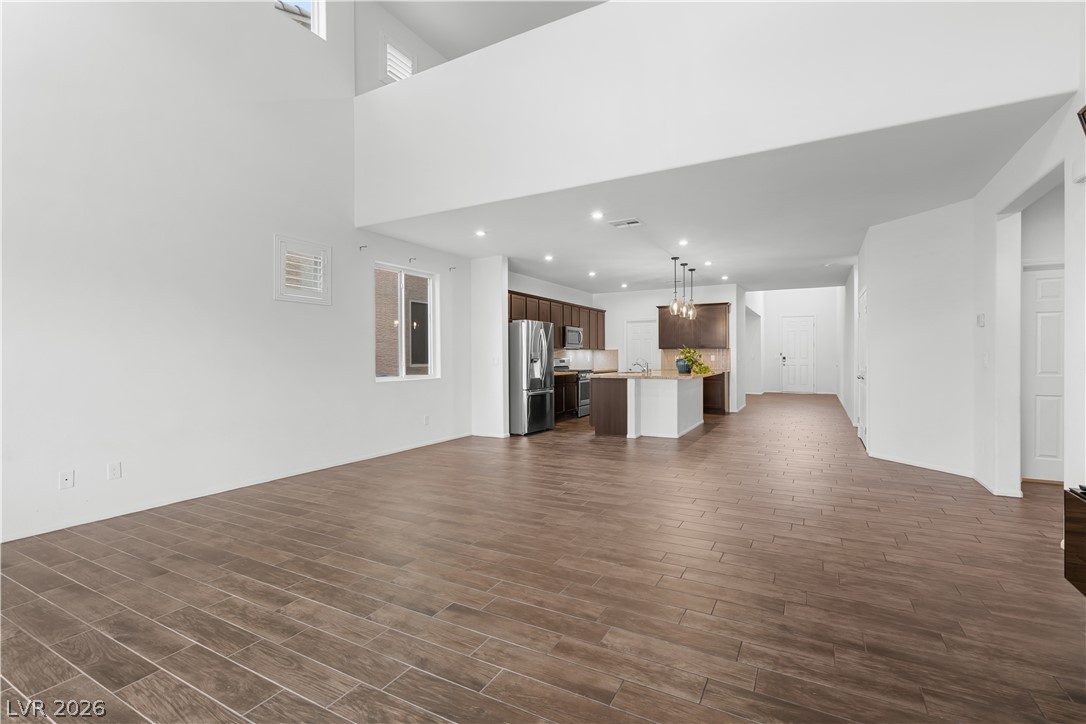 4921 Silent Birch Avenue Property Photo 6