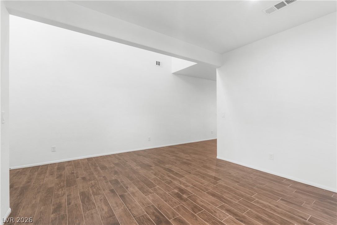 4921 Silent Birch Avenue Property Photo 23