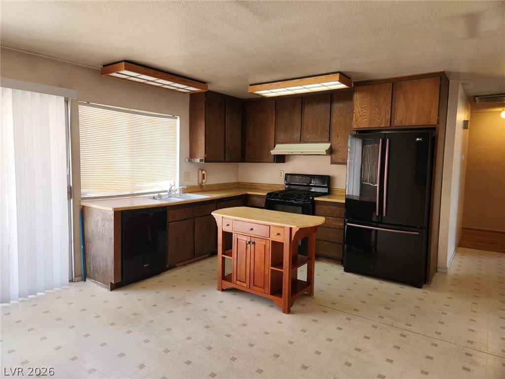 7107 Fenway Avenue Property Photo 3