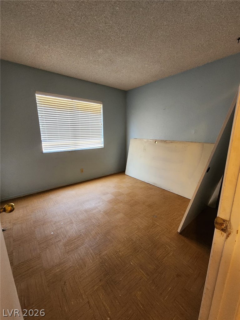 7107 Fenway Avenue Property Photo 4