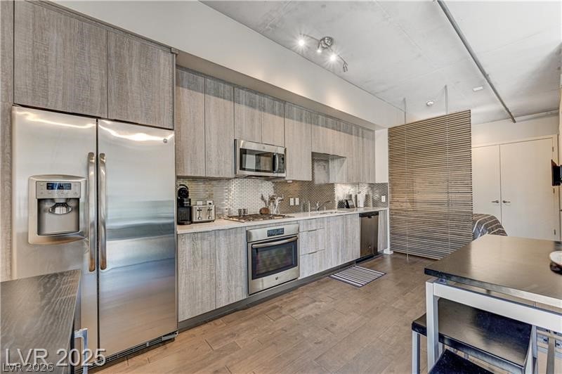 2794807 Property Photo 6