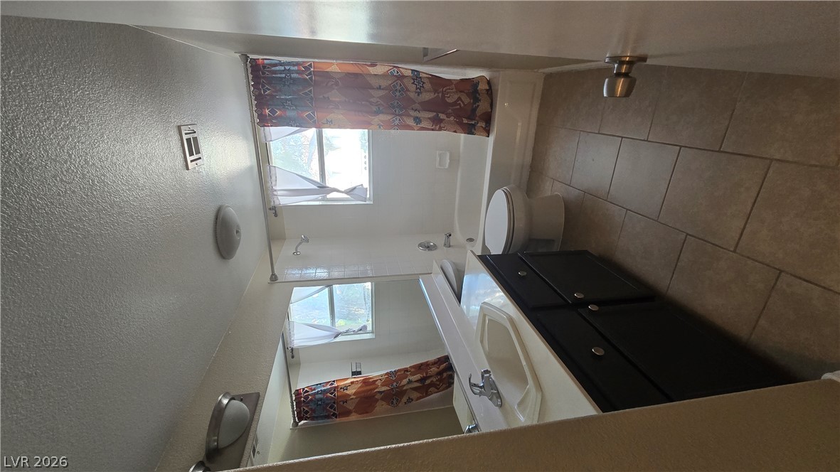 6805 Coral Rock Drive Property Photo 22