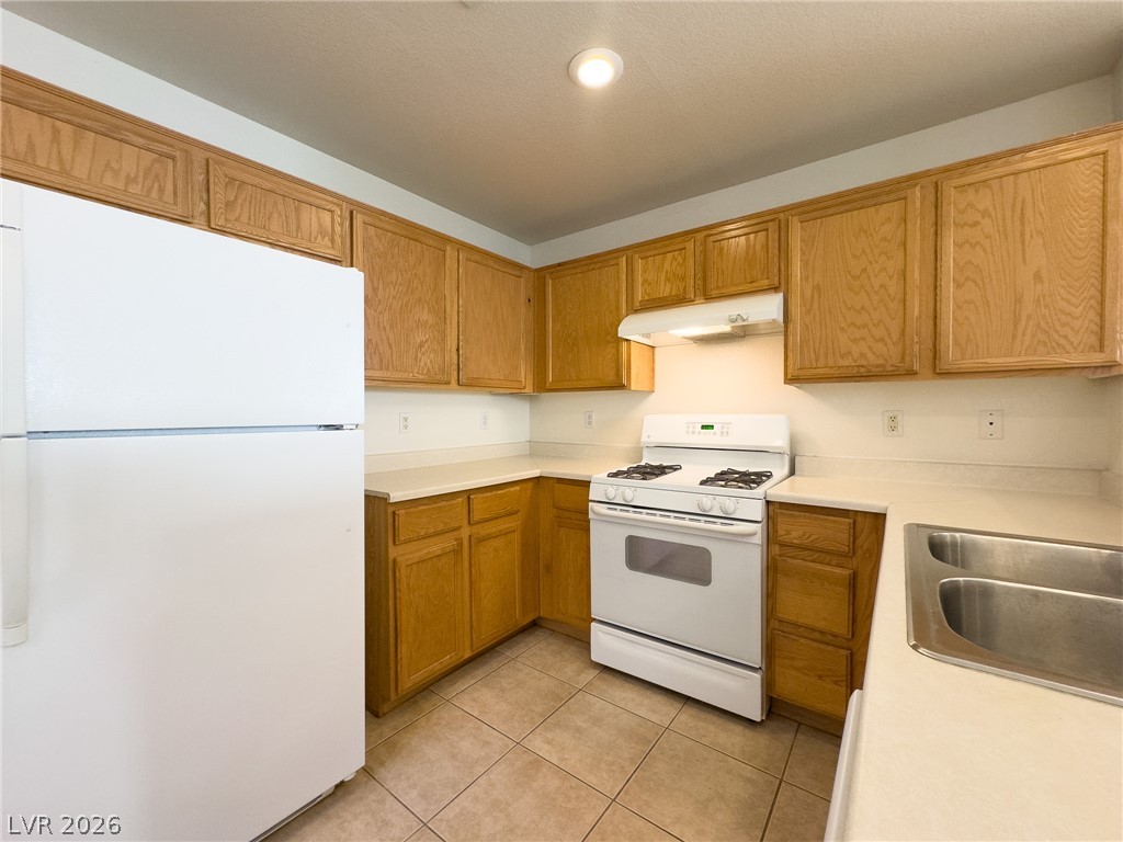 9456 Grandview Spring Avenue Property Photo 16