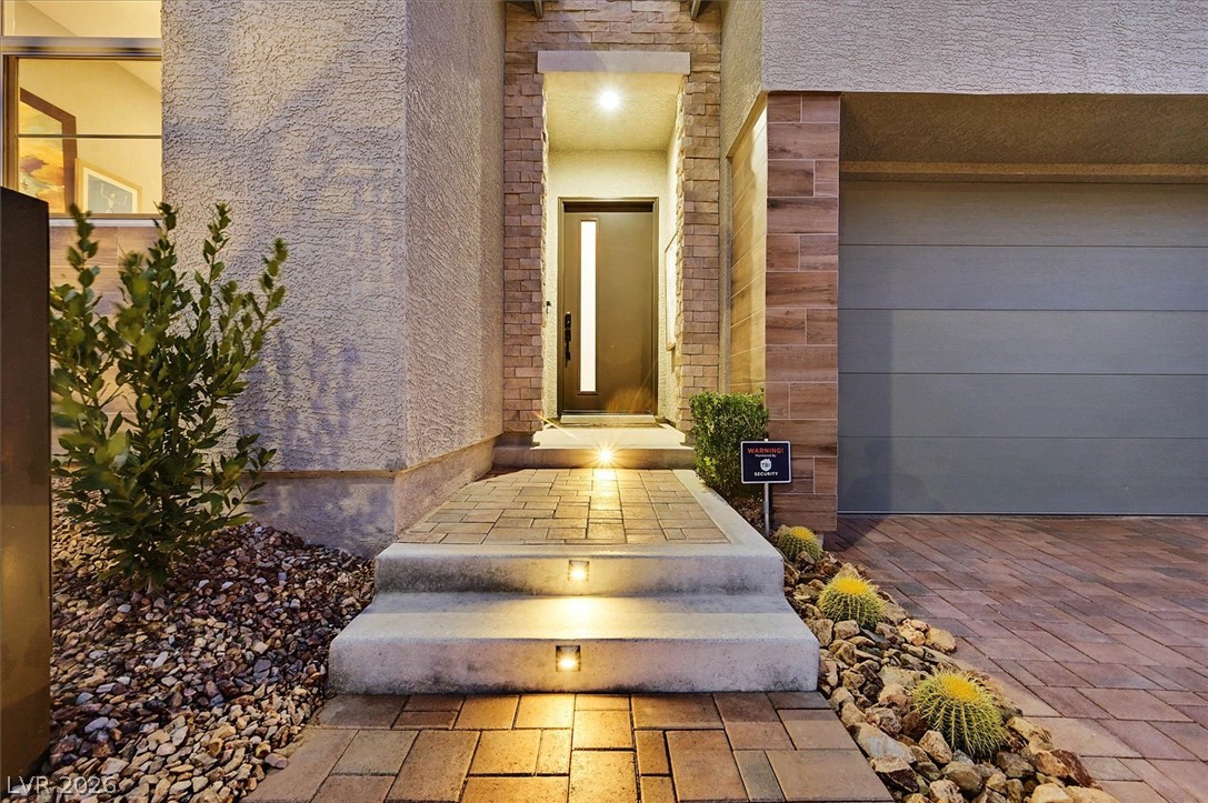 10130 Copper Meadow Avenue Property Photo 2