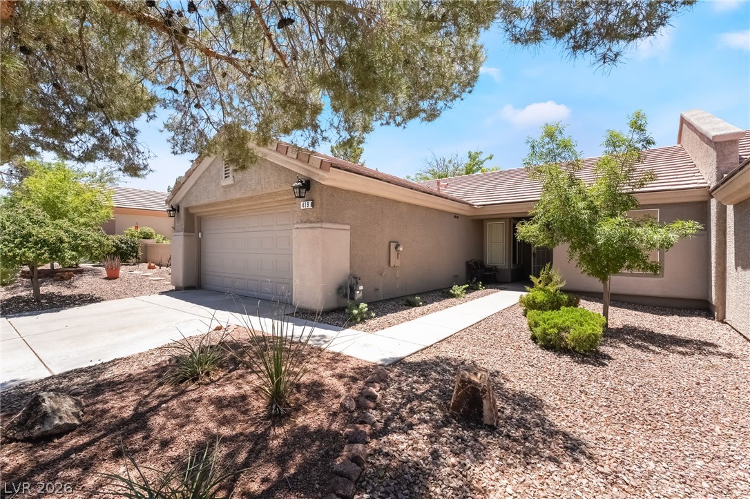 419 Golden State Street Property Photo 5