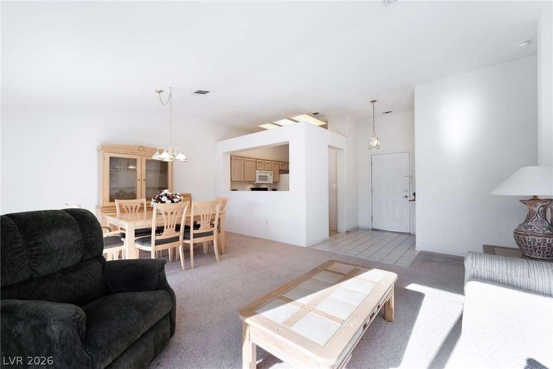 419 Golden State Street Property Photo 11