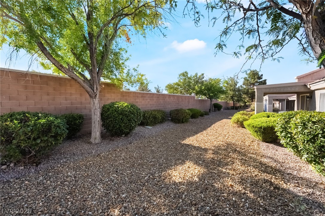 419 Golden State Street Property Photo 49