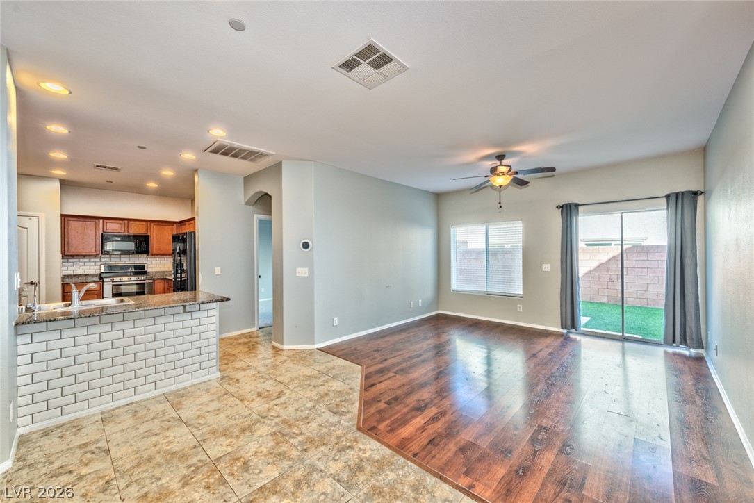 2794863 Property Photo 4