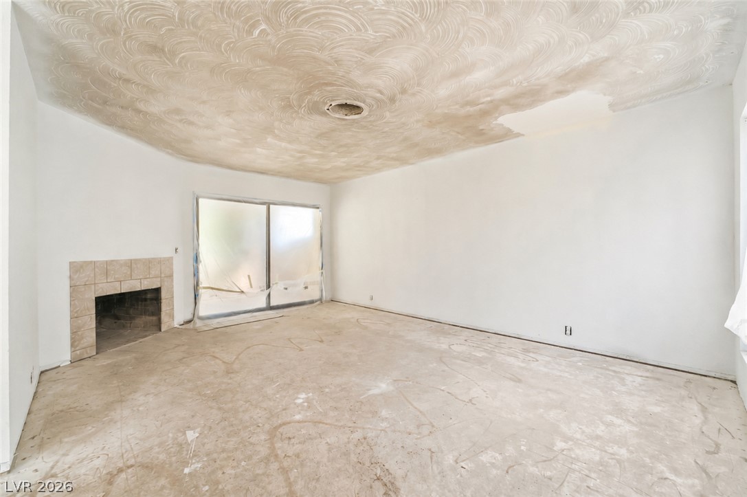 2985 Bel Air Drive Property Photo 6