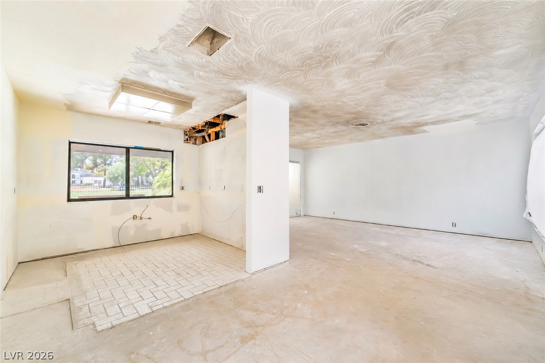 2985 Bel Air Drive Property Photo 11