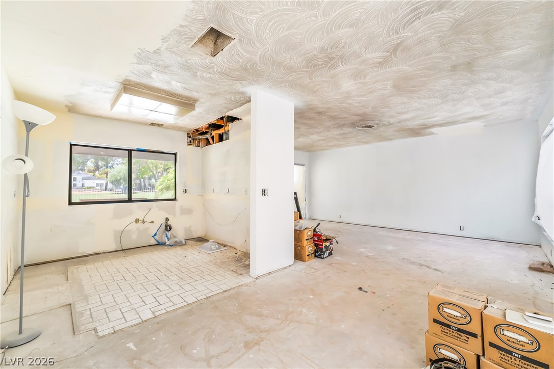 2985 Bel Air Drive Property Photo 12