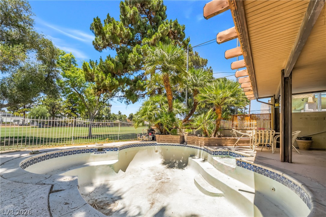 2985 Bel Air Drive Property Photo 35